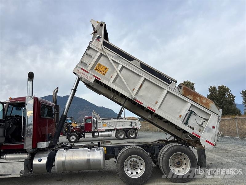 Peterbilt 367 Kiper tovornjaki