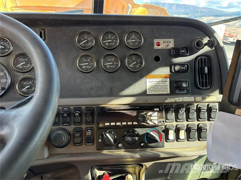 Peterbilt 367 6x4 Snow Plow Truck Plogbilar