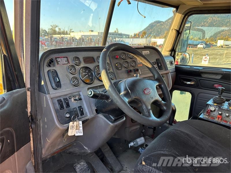 Peterbilt 367 6x4 Snow Plow Truck Komunalna vozila