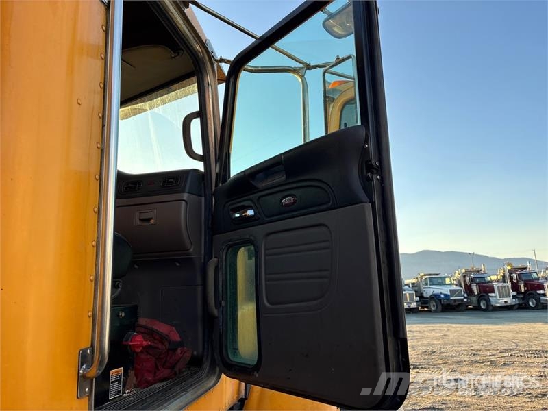 Peterbilt 367 6x4 Snow Plow Truck Komunalna vozila