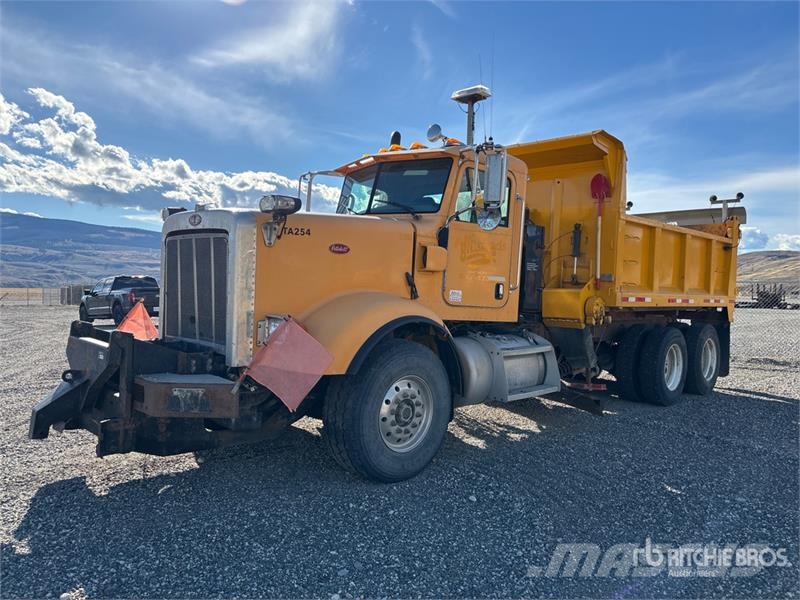 Peterbilt 367 6x4 Snow Plow Truck Plogbilar