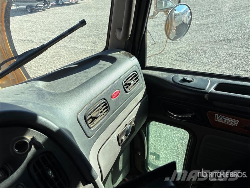 Peterbilt 367 6x4 Snow Plow Truck Plogbilar