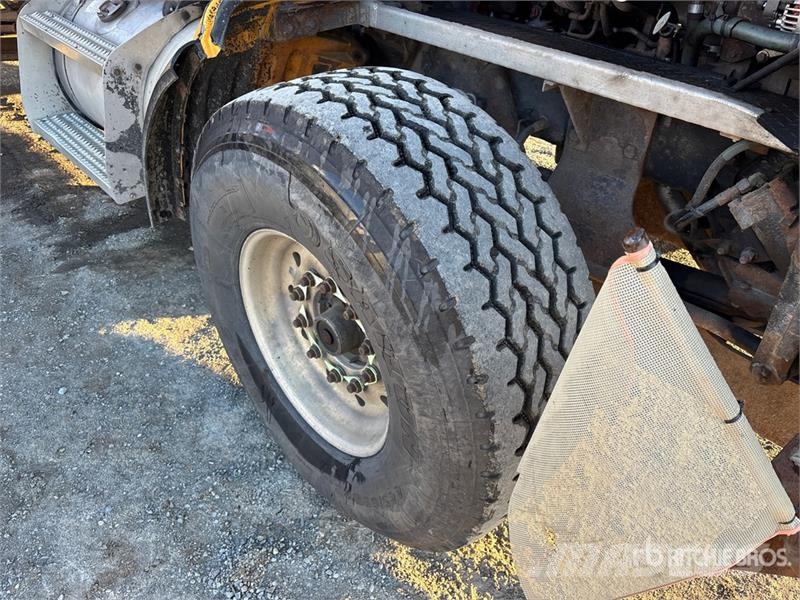 Peterbilt 367 6x4 Snow Plow Truck Komunalna vozila