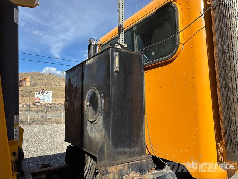 Peterbilt 367 6x4 Snow Plow Truck Plogbilar