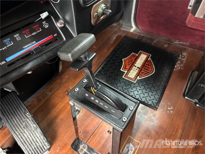 Peterbilt 379 4x2 Artisan Toter Truck Ostali kamioni