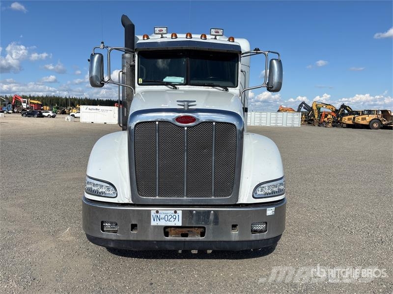 Peterbilt 384 Ciągniki siodłowe