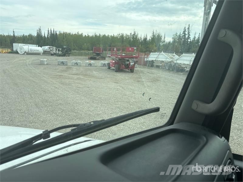 Peterbilt 384 Trækkere