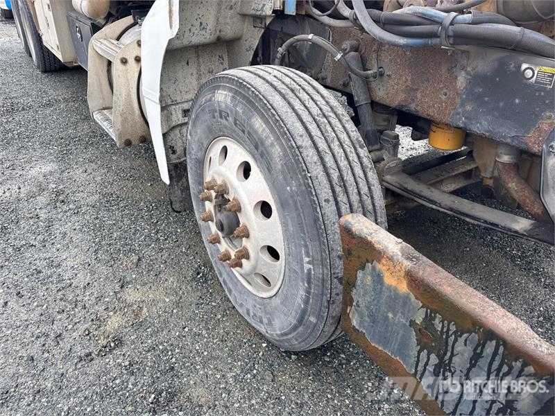 Peterbilt 385 Camion con sponde ribaltabili