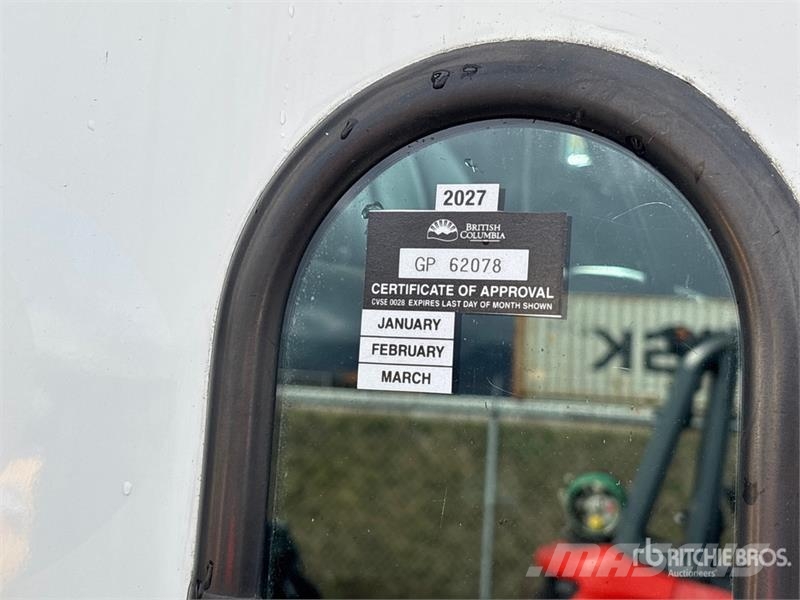Peterbilt 385 Camion con sponde ribaltabili