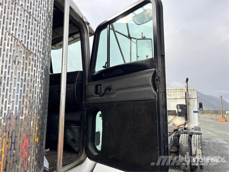 Peterbilt 385 Camion con sponde ribaltabili