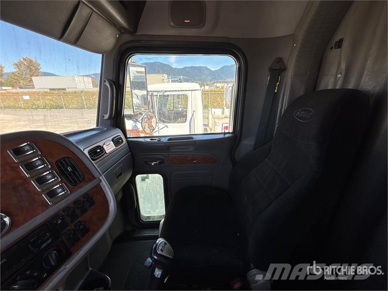 Peterbilt 388 وحدات الجر