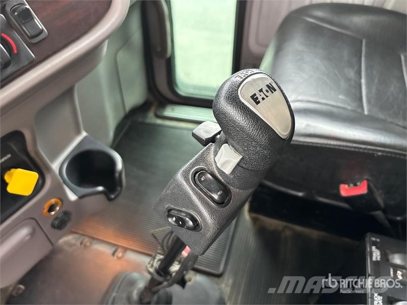 Peterbilt 389 6x4 Transfer T/A Dump Truck Tipper trucks