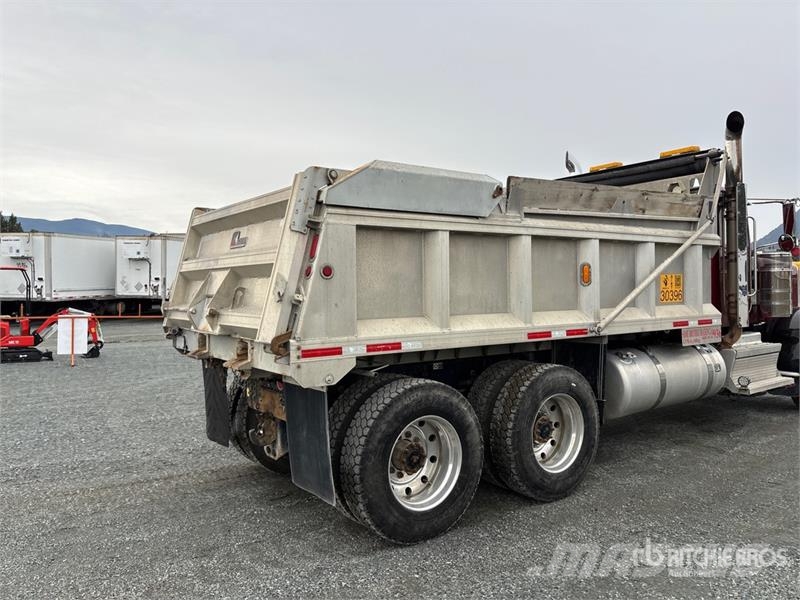 Peterbilt 389 6x4 Transfer T/A Dump Truck Tipper trucks