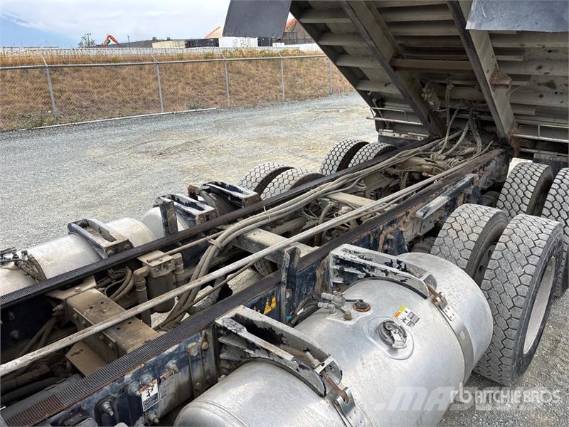 Peterbilt 389 6x4 Transfer T/A Dump Truck Tipper trucks