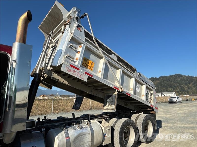 Peterbilt 389 6x4 Transfer T/A Dump Truck Kipper