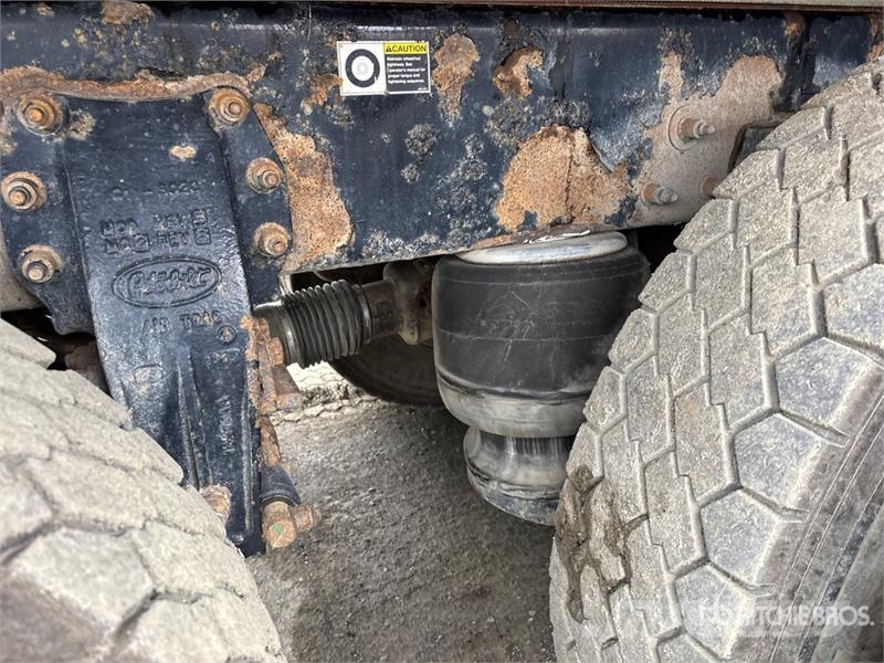 Peterbilt 389 6x4 Transfer T/A Dump Truck Tipper trucks