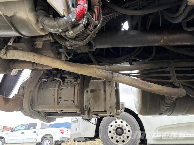 Peterbilt 389 6x4 Transfer T/A Dump Truck Tipper trucks