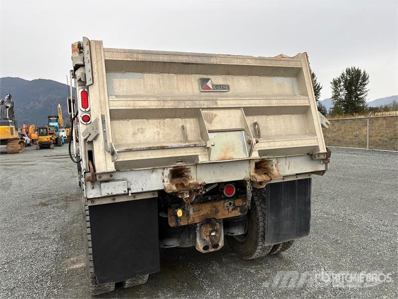 Peterbilt 389 6x4 Transfer T/A Dump Truck Tipper trucks