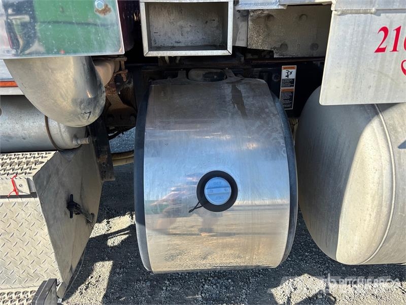 Peterbilt 389 6x4 Transfer T/A Dump Truck Kipper