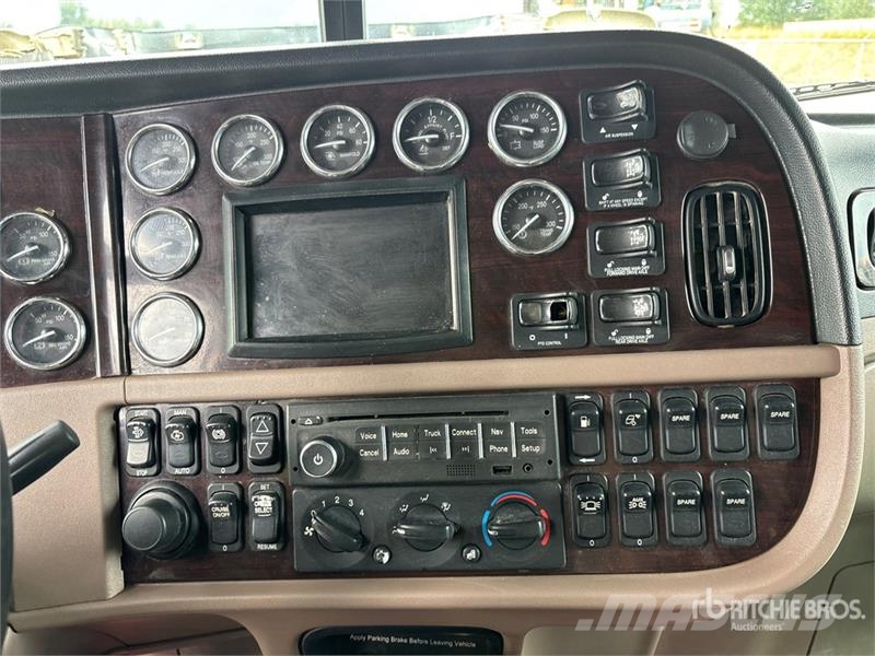 Peterbilt 389 6x4 Transfer T/A Dump Truck Tipper trucks
