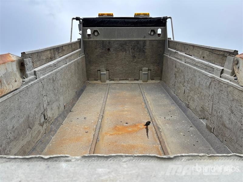 Peterbilt 389 6x4 Transfer T/A Dump Truck Tipper trucks