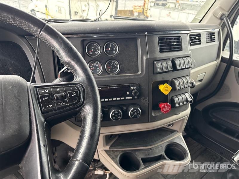 Peterbilt 579 牵引车