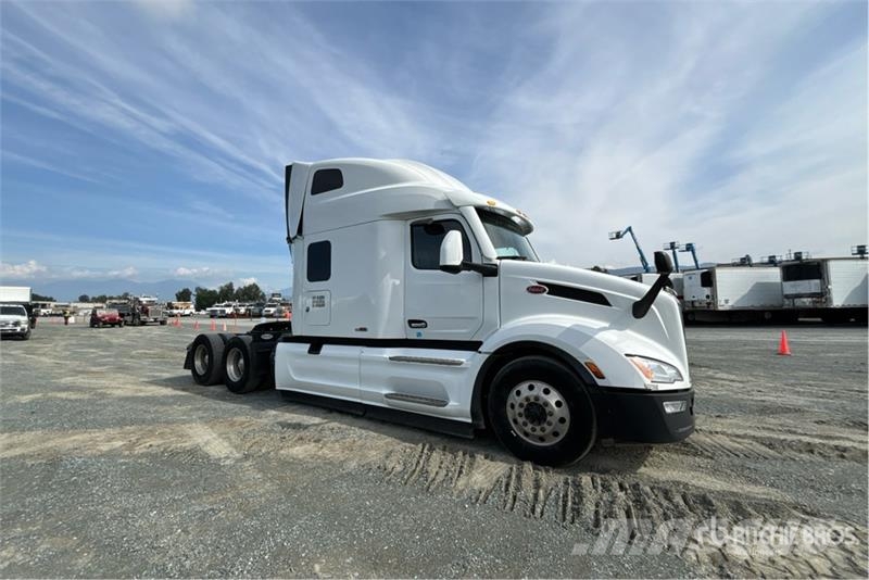 Peterbilt 579 牵引车