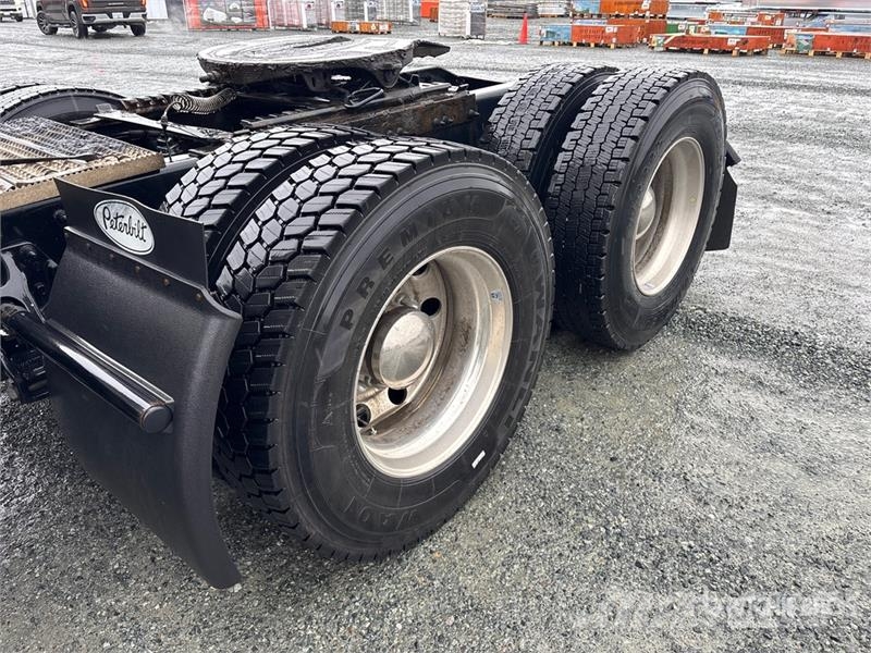Peterbilt 579 牵引车