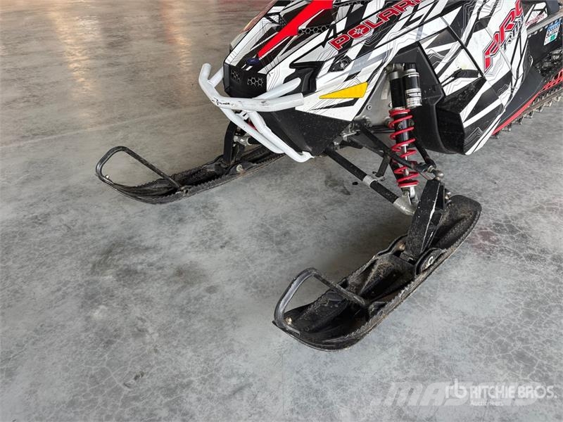 Polaris 800 PRO-RMK Motas de Neve