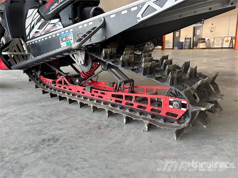 Polaris 800 PRO-RMK Motas de Neve