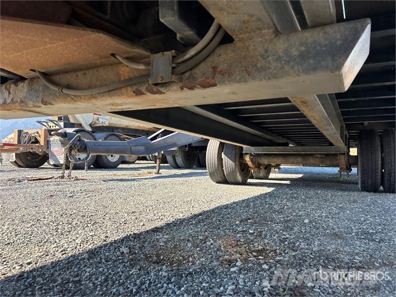 Precision Husky FG30F 32 ft T/A Gooseneck Tilt Deck Trailer Incarcator agabaritic