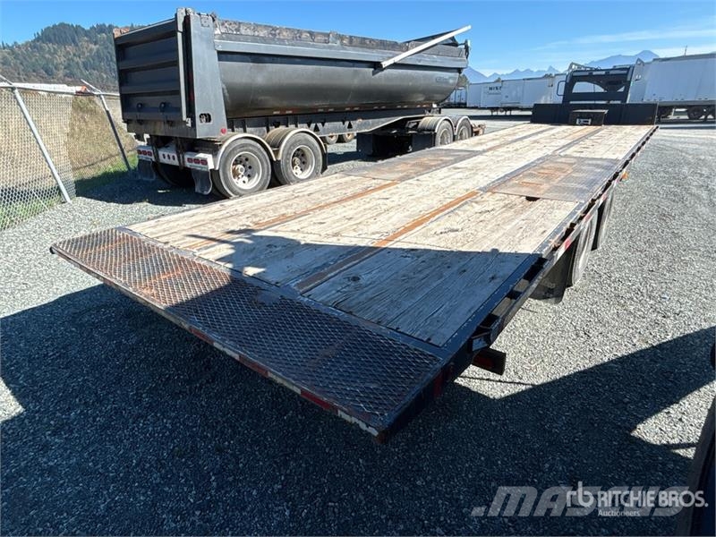 Precision Husky FG30F 32 ft T/A Gooseneck Tilt Deck Trailer Incarcator agabaritic
