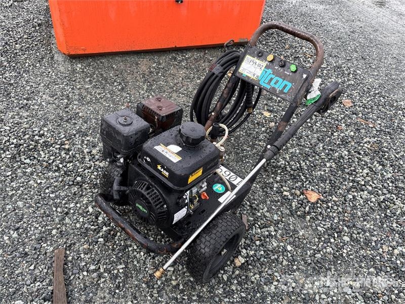 Pressure Washer Düsük basinçli yikama makinalari