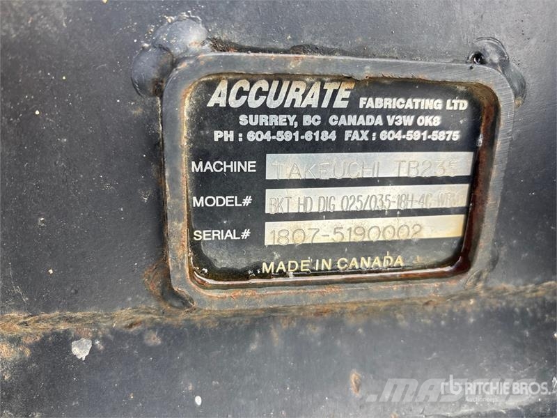  Q/C Digging Excavator Bucket - Fits John Deere 35 Žlice