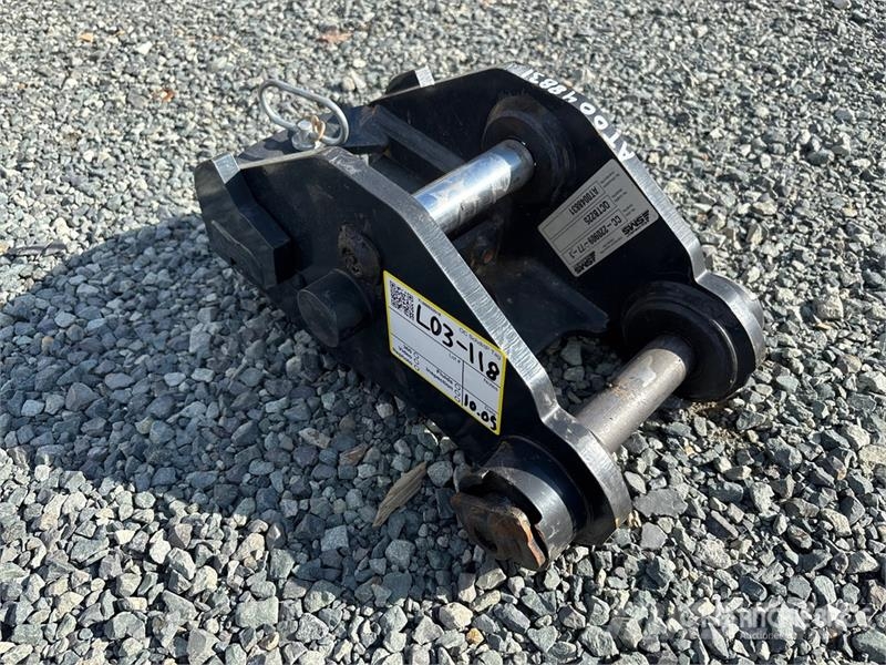 QCTB225 Manual Mini Excavator Coupler - Fits Takeu Brze spojke