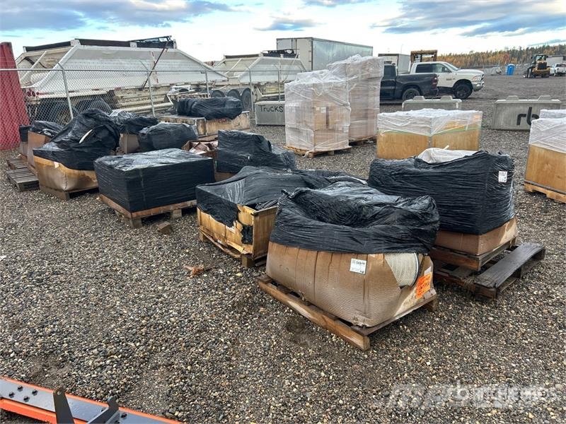 Quantity of (12) Boxes of Heavy Equipment Parts Інше обладнання