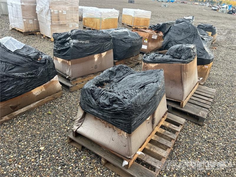 Quantity of (12) Boxes of Heavy Equipment Parts Інше обладнання