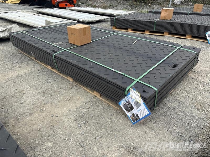 Quantity of (12) SKLP SK-LJB12 94 in x 47 in Poly Transport - Inne