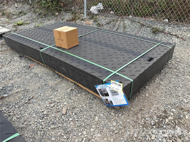 Quantity of (12) SKLP SK-LJB12 94 in x 47 in Poly Transport - Inne
