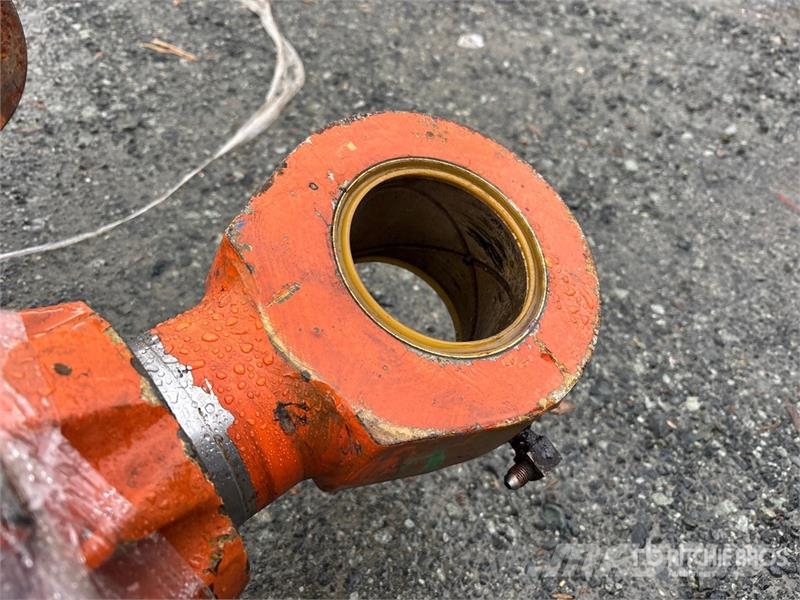  Quantity of (2) Hydraulic Boom Cylinder - Fits Hit معدات النقل - غير ذلك