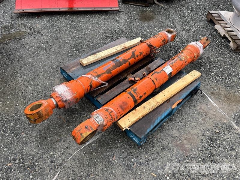  Quantity of (2) Hydraulic Boom Cylinder - Fits Hit معدات النقل - غير ذلك