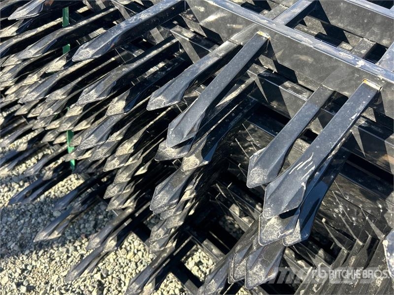  Quantity of (20)  SKLP SK-N20 10 ft x 7 ft Powder  Equipos de vallado