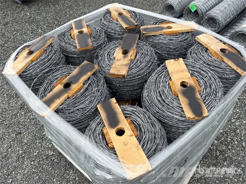 Quantity of (27) Rolls Barb Wire 12 Gauge Galvaniz 건설 장비 - 기타
