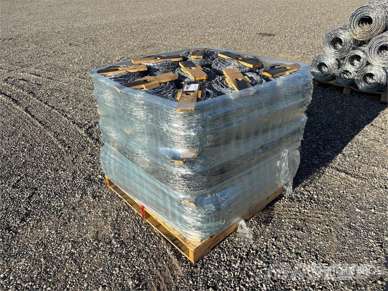 Quantity of (27) Rolls of Galvanized Barbed Wire ( Građevinarstvo – ostalo