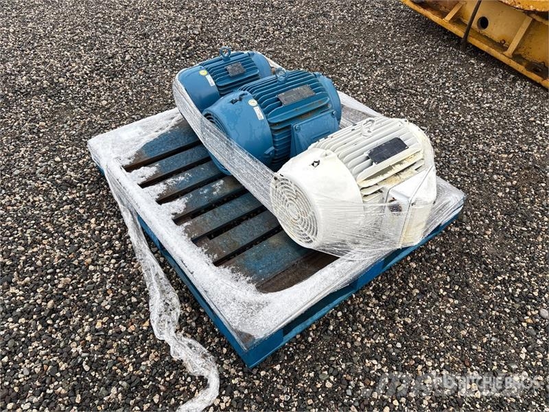  Quantity of (3) Electric Motor Industrijski motori