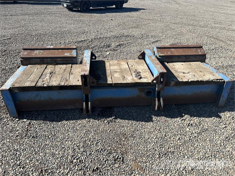 Quantity of (3) Trailer Extension Коммерческий транспорт - Другие
