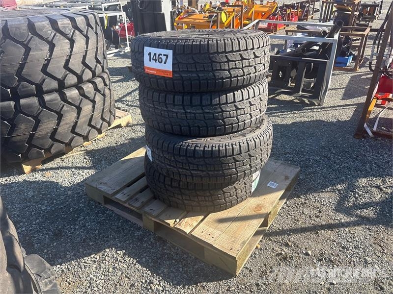  Quantity of (4) LT265/70R17 Tires (Unused) 轮胎、车轮、轮圈