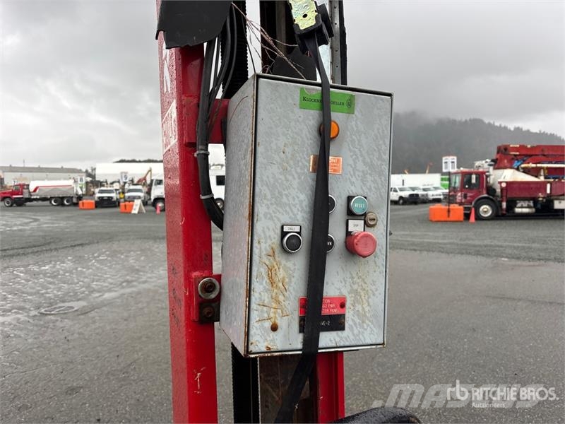  Quantity of (4) Transquip RM16 Electric Truck Hois Sonstige Baumaschinen