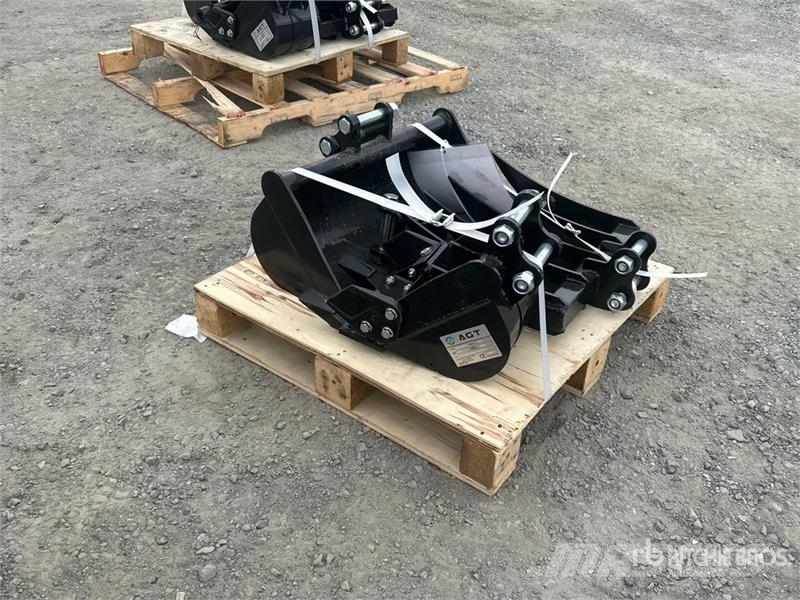 Quantity of (5) AGT 12EX-SET5 Mini Excavator Atta Egyéb alkatrészek
