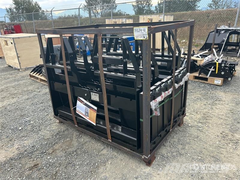 Quantity of (5) AGT SSCPF48-4400-WFF Skid Steer F Δικράνες